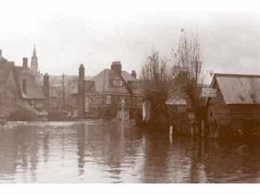 Kings Road Floods in 1914
