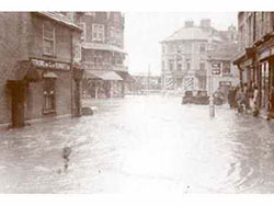 Click to view image The Square Flooded - 120