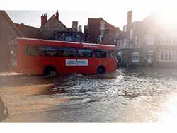 Click to view image Bus in the Kings Road West Floods in 1981