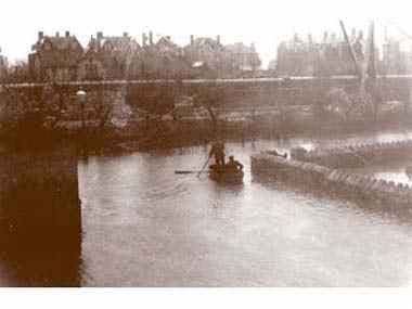 Kings Road Floods in 1950