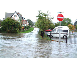 Click to view Northbrook Road Flooded