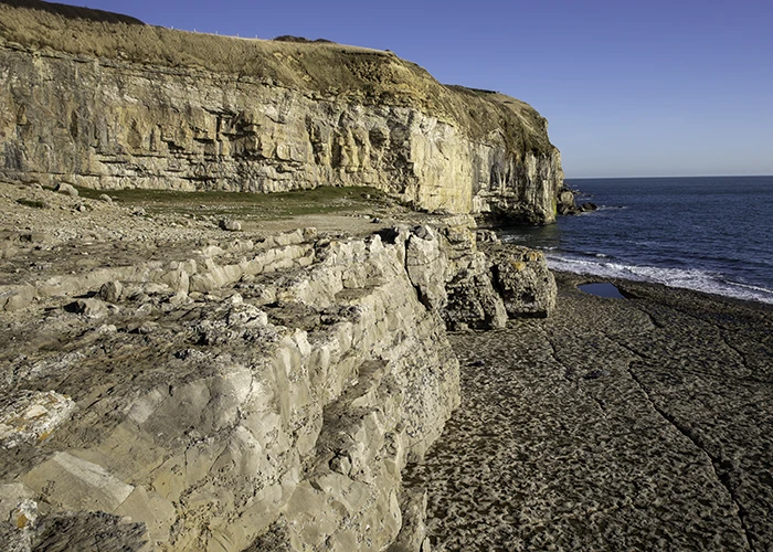 Bolted sport routes in historic stone quarries at Dancing Ledge