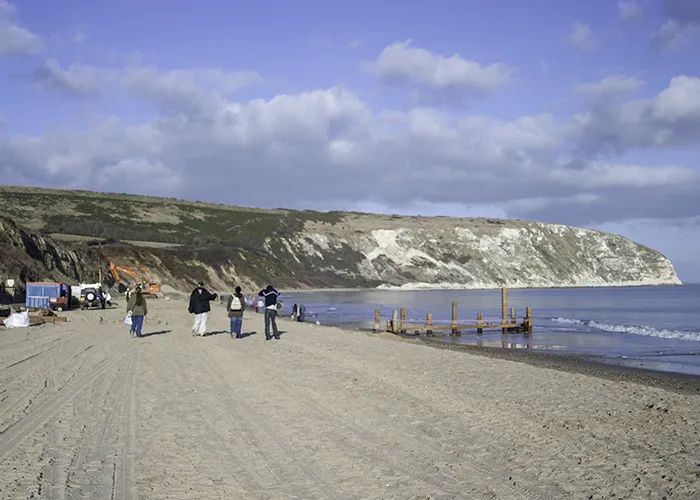 Why Swanage Bay is such a good example of longshore drift