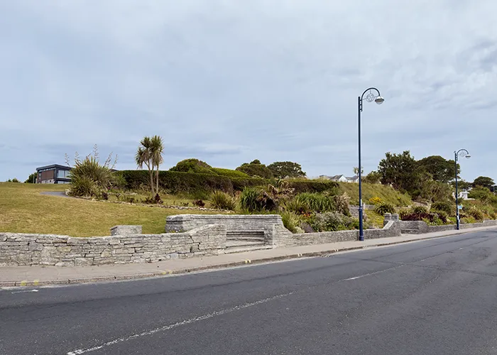 Walrond Road cut through in 1910, creating the field's present boundaries