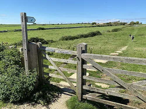 Entrance to the footprints